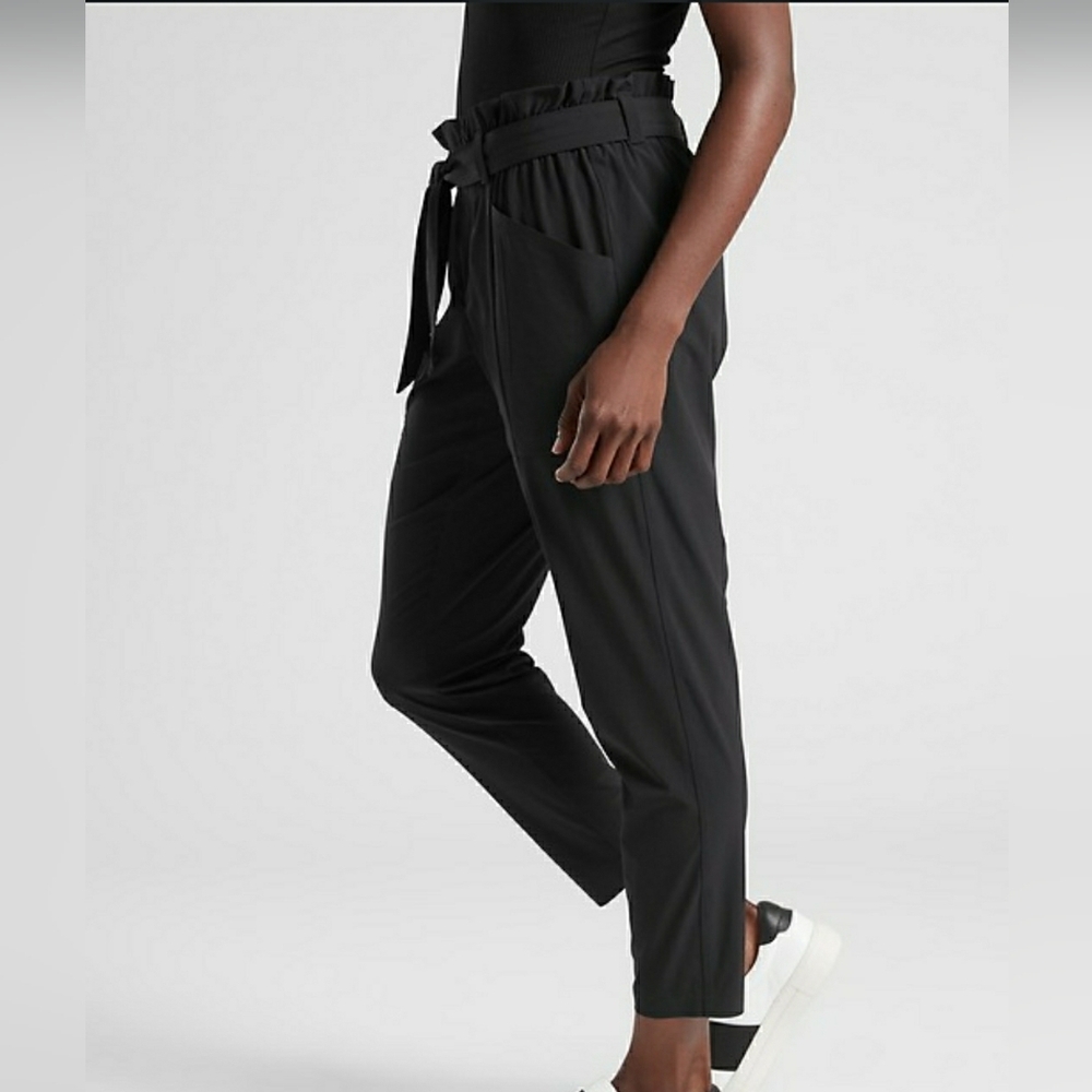 ♦️Athleta Women's Black High-Waist Trousers